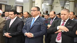 الآلاف يؤدون صلاة العيد بساحة مسجد ناصر الكبير بالفيوم (صور)