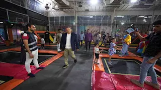 محافظ أسيوط يشارك الأيتام رحلة ترفيهية في عيد الأضحى (صور)