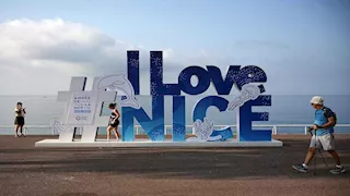 أسطول استكشافي عالمي يبحر من نيس الفرنسية احتفالًا بـ"عجائب المحيط"