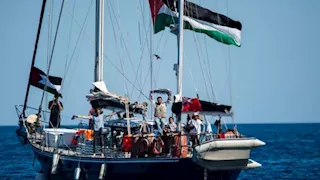 نهاية مغامرة "مادلين".. ماذا حدث مع أسطول الحرية الجديد؟ (صور- فيديو)