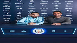 "مشابهة للأهلي".. مانشستر سيتي يقدم لاعبه الجزائري بطريقة جديدة (فيديو)