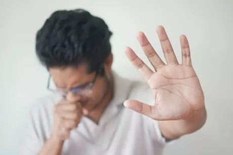 حسام موافي يبرئ الرئة من هذا السعال