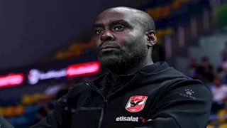  "مشاعري لا توصف".. ديفيد ديفيز يعلن سبب عودته لتدريب يد الأهلي