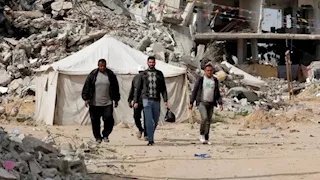 "معسكر اعتقال".. غضب من خطة نقل سكّان غزة لـ"مدينة إنسانية" جنوبي القطاع