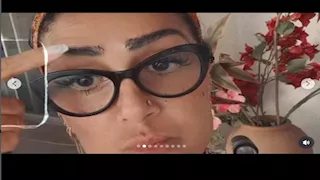 غادة عبدالرازق تظهر على كرسي متحرك بعد إصابتها في قدمها (صور وفيديو)