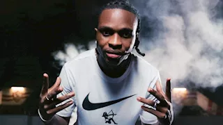 شيكو بانزا.. المهاجم الذي جمع بين الأهداف والأغاني والرقصات