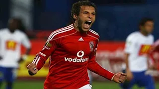 "سيتجه للتدريب".. لاعب الأهلي السابق يعلن اعتزاله كرة القدم