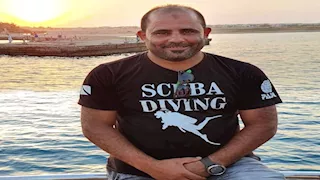 التصريح بدفن جثمان لاعب "فلاي بورد" الشهير.. وموعد الجنازة بالغردقة 