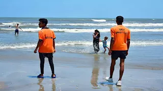 بعد غرق سيدة أمام أبنائها.. بورسعيد تطمئن المواطنين: أعداد المنقذين كافية