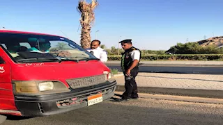 ضبط 13 سائقًا يتعاطون المخدرات في حملة مفاجئة بأسوان- صور