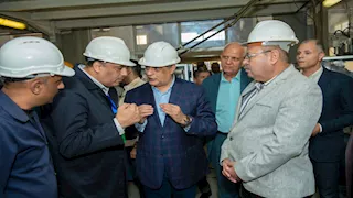 وزير الإنتاج الحربي يتفقد شركة أبي قير للصناعات الهندسية "مصنع 10 الحربي"