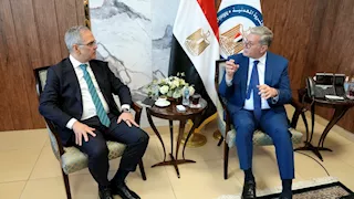 وزير البترول يبحث مع "شلمبرجير" دعم أنشطة استكشاف وإنتاج النفط