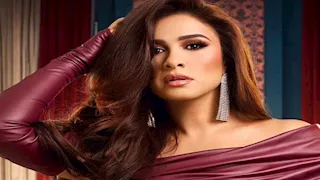 بالفوشيا الصارخ.. كيف نسقت ياسمين عبد العزيز إطلالتها في أحدث ظهور؟ 