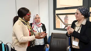 وزيرة البيئة تبحث التعاون مع اتفاقية الأراضي الرطبة