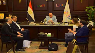 محافظ الأقصر يستقبل وفد هيئة الرقابة النووية والإشعاعية