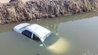 فاجعة بالبحيرة.. مصرع أم وابنتها وإصابة 3 من أبنائها في حادث سير مروع