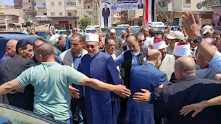 بالزغاريد والدعاء.. أهالي كفر الشيخ يودعون وزير الأوقاف والمفتي (صور)