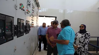 بتكلفة 150 مليون جنيه.. محافظ المنيا يتفقد محطة صرف صحي بقرية بردنوها 