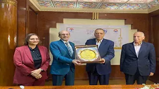 مهرجان إعلام ٦ أكتوبر للإنتاج الإعلامي يكرم الفنان محمد صبحي