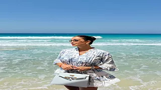بفستان قصير على البحر.. نسرين طافش تتألق في أحدث ظهور لها (صور)