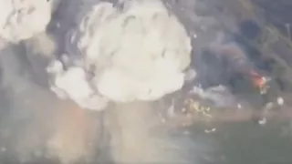 انفجارات تهز مدينة أمريكية بعد اشتعال مستودع للألعاب النارية (فيديو)