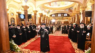 البابا تواضروس يعزي أسر ضحايا حادث فتيات المنوفية