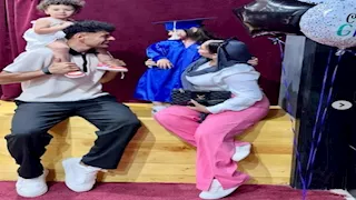 4 صور من احتفال عبد الرحمن مجدي وزوجته بتخرج ابنته من الحضانة