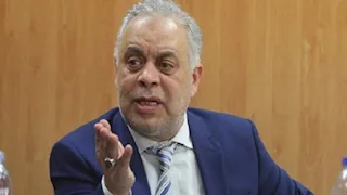 أشرف زكي يرفض دخول "التيك توكرز" مجال التمثيل: "مش هنسيب المهنة للي مالوش فيها"