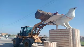 قرار عاجل من محافظ الإسماعيلية بشأن تمثال "حمامة التل الكبير"