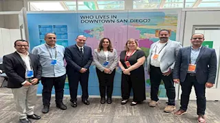 التنمية المحلية تبحث مع "Esri" توظيف نظم المعلومات الجغرافية لتنمية المحافظات