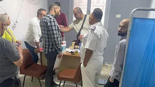 ضبط مراكز طبية غير مرخصة وانتحال صفات مهنية بالفيوم (صور)