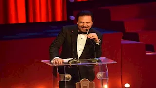  "ميكروب بالمعدة"..رانيا ياسين تكشف تطورات حالة محمد رياض الصحية