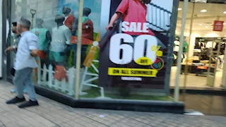 تخفيضات حتى 60%.. الأوكازيون الصيفي للملابس الجاهزة لا ينعش الأسواق