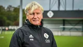 "بمسيرة خالية من الهزائم وقيادة قصيرة".. الاتحاد الكاميروني يعلن قبول استقالة مدربه 