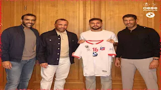من الدوري الإنجليزي إلى الخليج.. الكويت الكويتي يعلن تعاقده مع سام مرسي