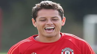 "مكانهم في المنزل".. نجم اليونايتد الأسبق يثير غضب الجماهير بتصريحات مسيئة للمرأة