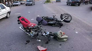 مصرع شخصين وإصابة 2 آخرين في تصادم موتوسيكلين بالشرقية  