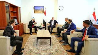 وزير البترول يبحث مع "IPIC" توسيع التصنيع المحلي لمواسير خطوط الأنابيب