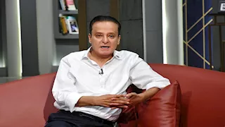 يوسف معاطي: "سمير غانم كوميديان لن يتكرر.. كان أكتر واحد بيضحك عادل إمام"