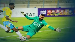 الإسماعيلي يعيد محترفه في ظل أزمة إيقاف القيد