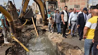 تعرف على المناطق المتضررة من انكسار خط مياه بالمنصورة -صور