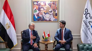 رئيس اقتصادية قناة السويس يستقبل سفير بنما لتعزيز التعاون في قطاع النقل البحري