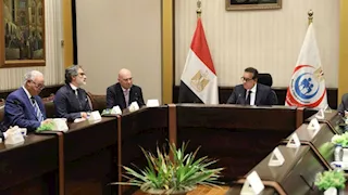 وزير الصحة يستقبل رئيس اتحاد الصناعات الدوائية بإيطاليا للتعاون في مجال الأدوية واللقاحات