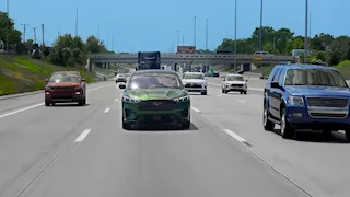 بـ2400 جنيه شهريًا.. فورد تعلن عن نظام جديد لتغيير السيارة الحارة المرورية تلقائيًا