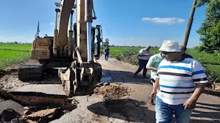 كسر جديد في خط مياه رئيسي بالدقهلية.. تحرك عاجل لإصلاحه -صور