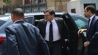 وزير الثقافة يشارك في تشييع جثمان الفنان لطفي لبيب من كنيسة مارمرقس