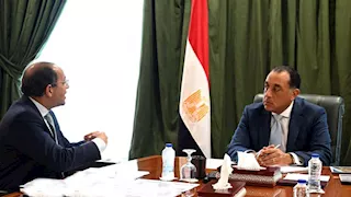 "مدبولي" يُتابع مع وزير المالية موقف سداد المستحقات المتأخرة للمصدرين