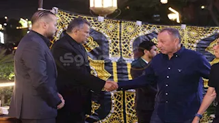 الخطيب وحسن مصطفى.. شخصيات عامة ورياضية في عزاء عمة النائب محمد الجارحي -(صور) 