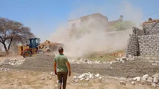 حملة بإسنا جنوب الأقصر لتنفيذ 257 إزالة لتعديات على الأراضي الزراعية - صور