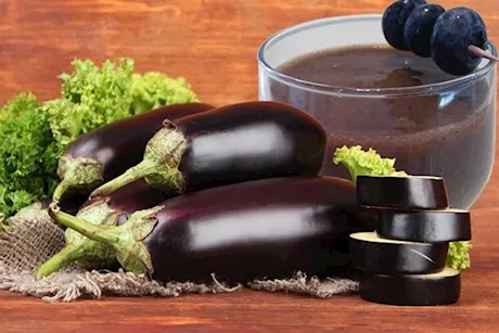 ماذا يحدث لجسمك عند تناول عصير الباذنجان؟